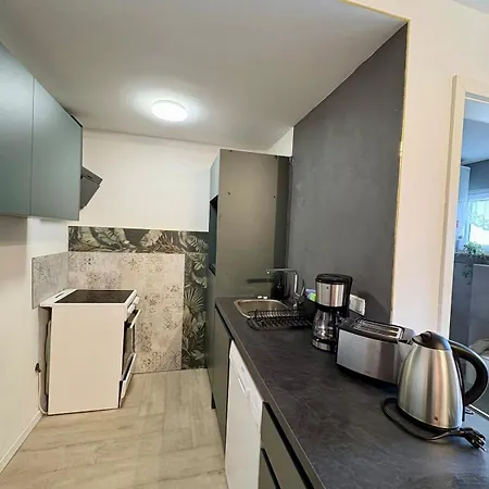 Modernes 9 Fuer Monteure & Handwerker Mit Wlan Viernheim