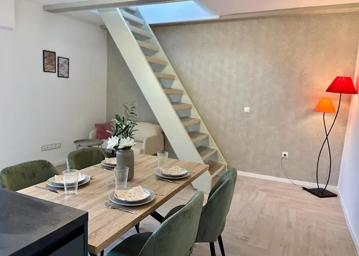 Modernes 9 Fuer Monteure & Handwerker Mit Wlan * فيرهيم