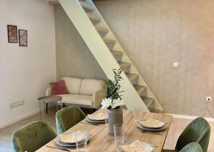 شقة Modernes 9 Fuer Monteure & Handwerker Mit Wlan فيرهيم